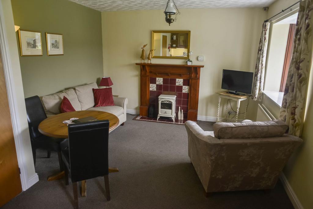 The Whitestonecliffe Inn Sutton  Rum bild
