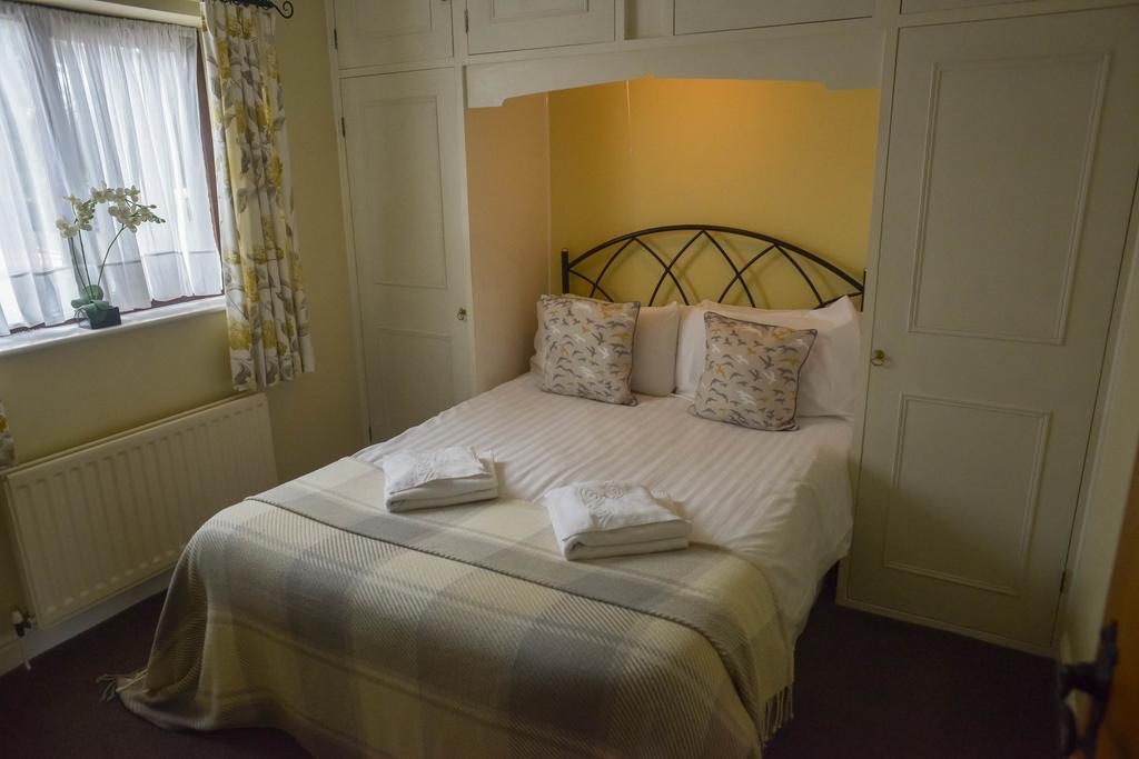 The Whitestonecliffe Inn Sutton  Rum bild